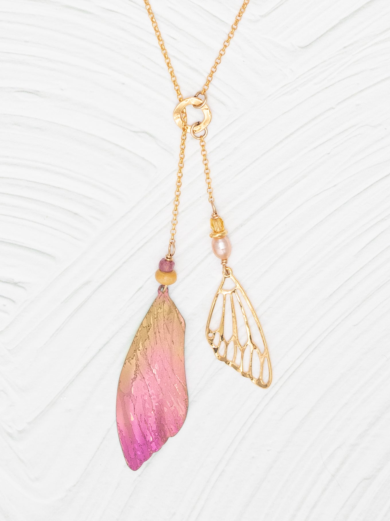 ハレルヤバレリーナ ユニコーンスターロッド Angel Pink ネックレス Pink Niobium and Gold Lariat Necklace – Holly Yashi