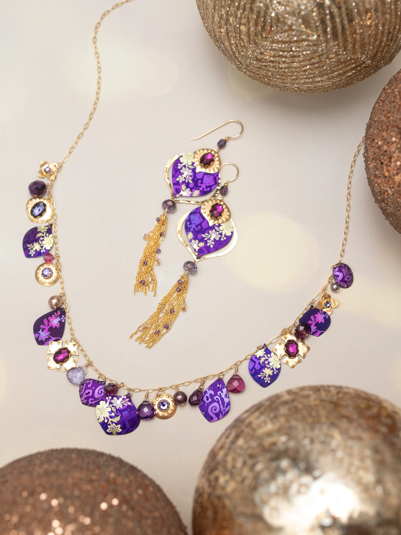 2025 Holiday Limited Edition Earrings C466665