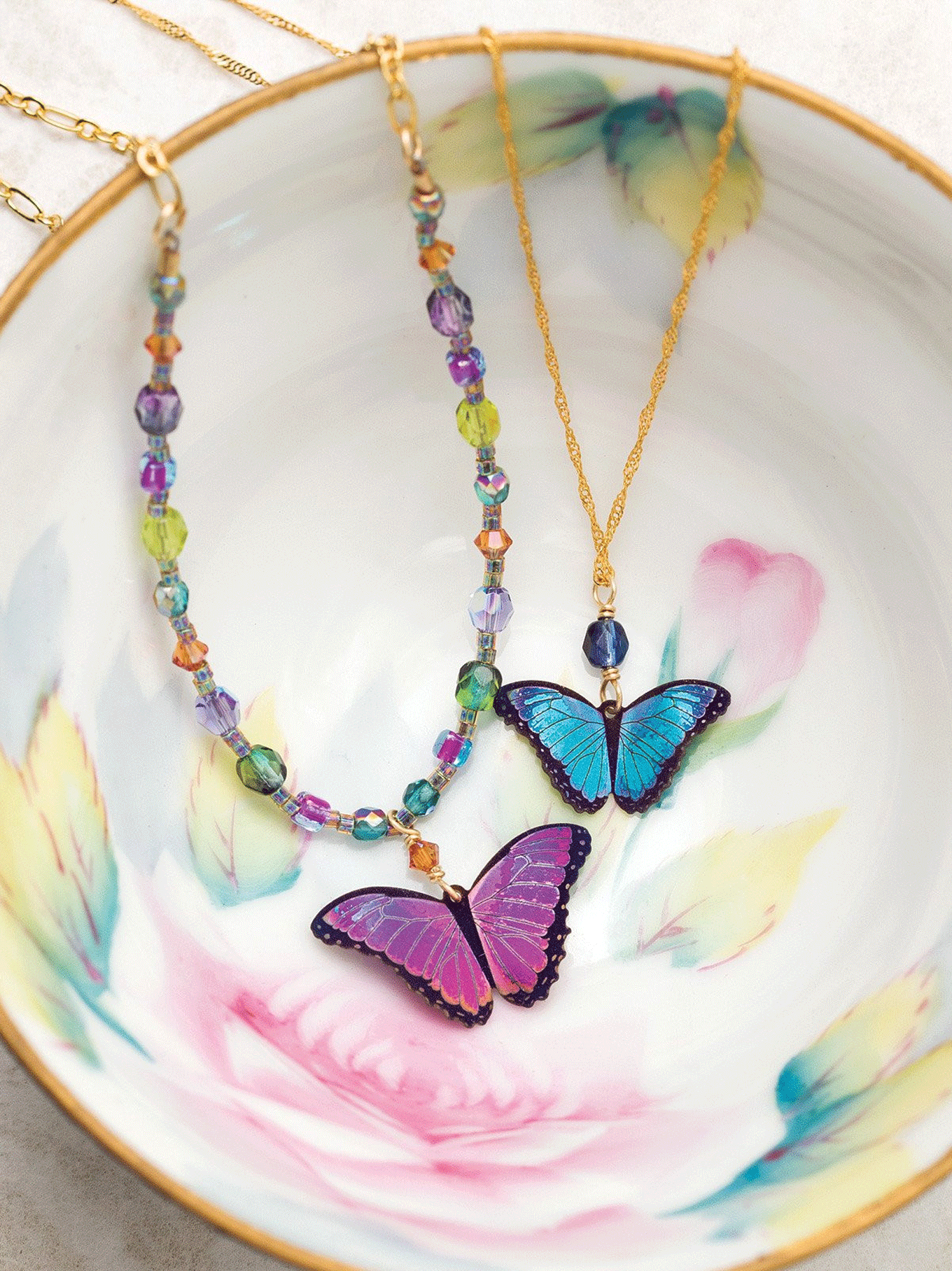 Salute butterfly beaded pearl necklace chain – Bijouterie Gonin