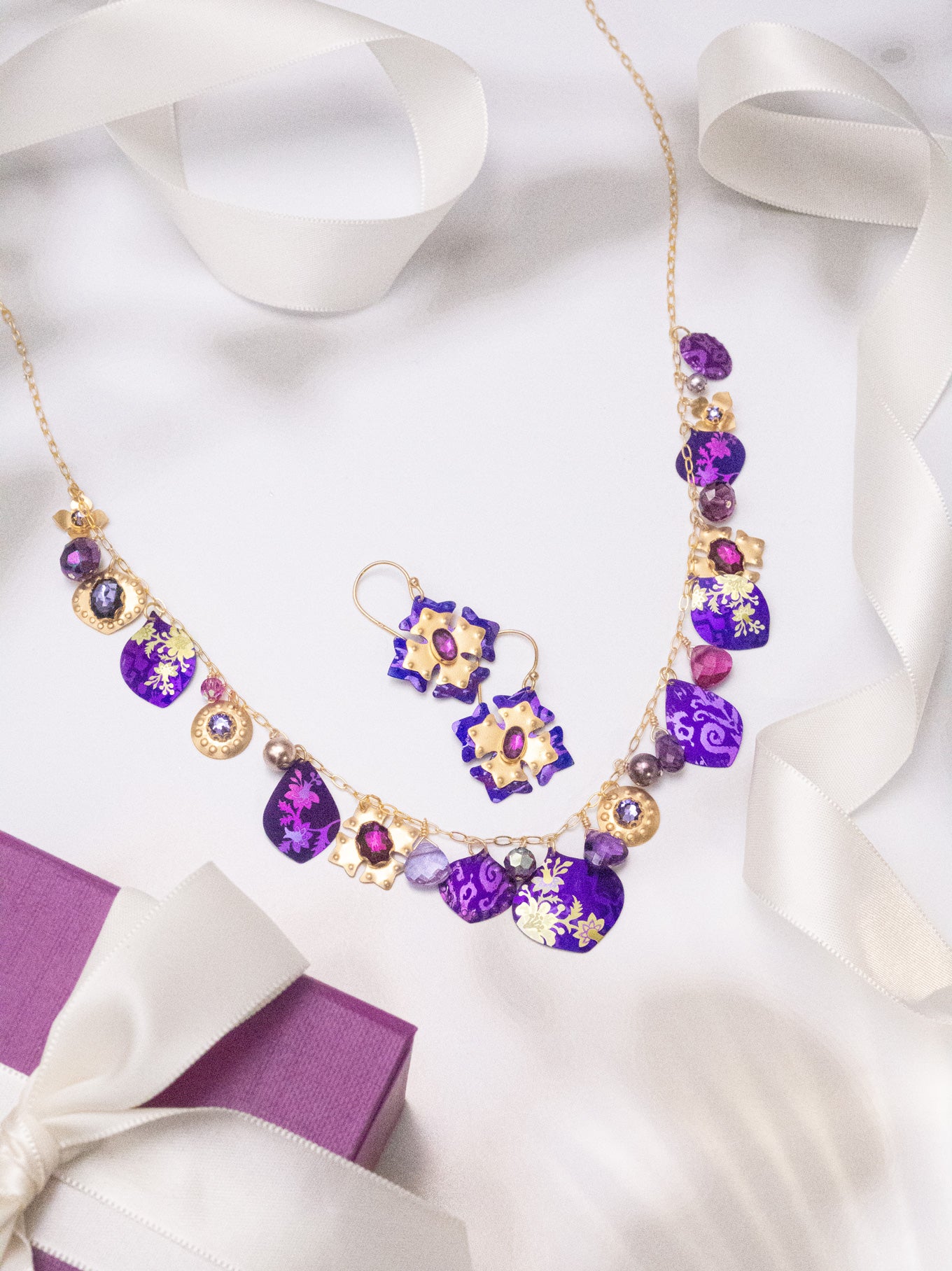 Elizabeth Medallion Earrings C466574