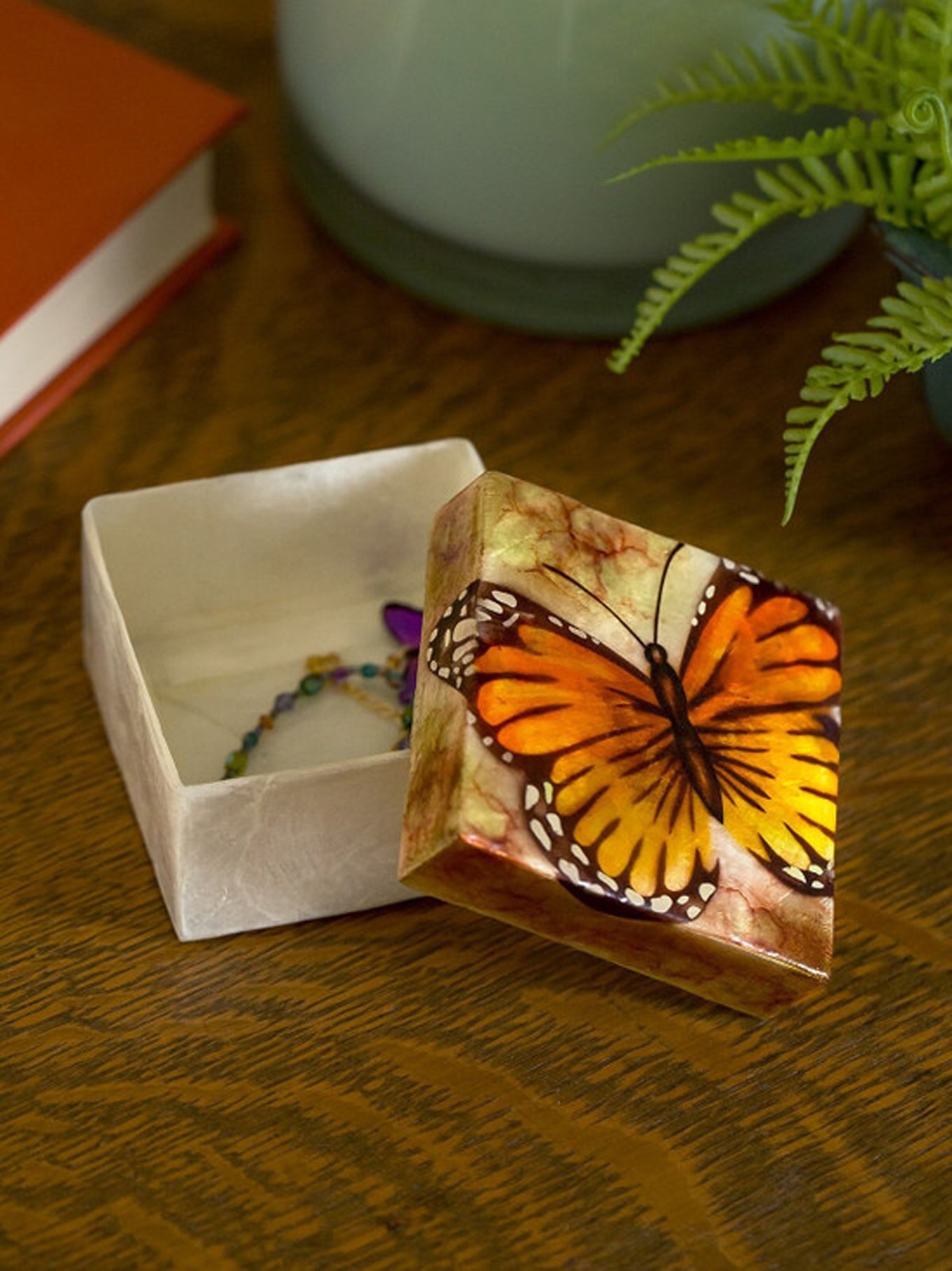 Monarch Butterfly Capiz Shell Box C147615