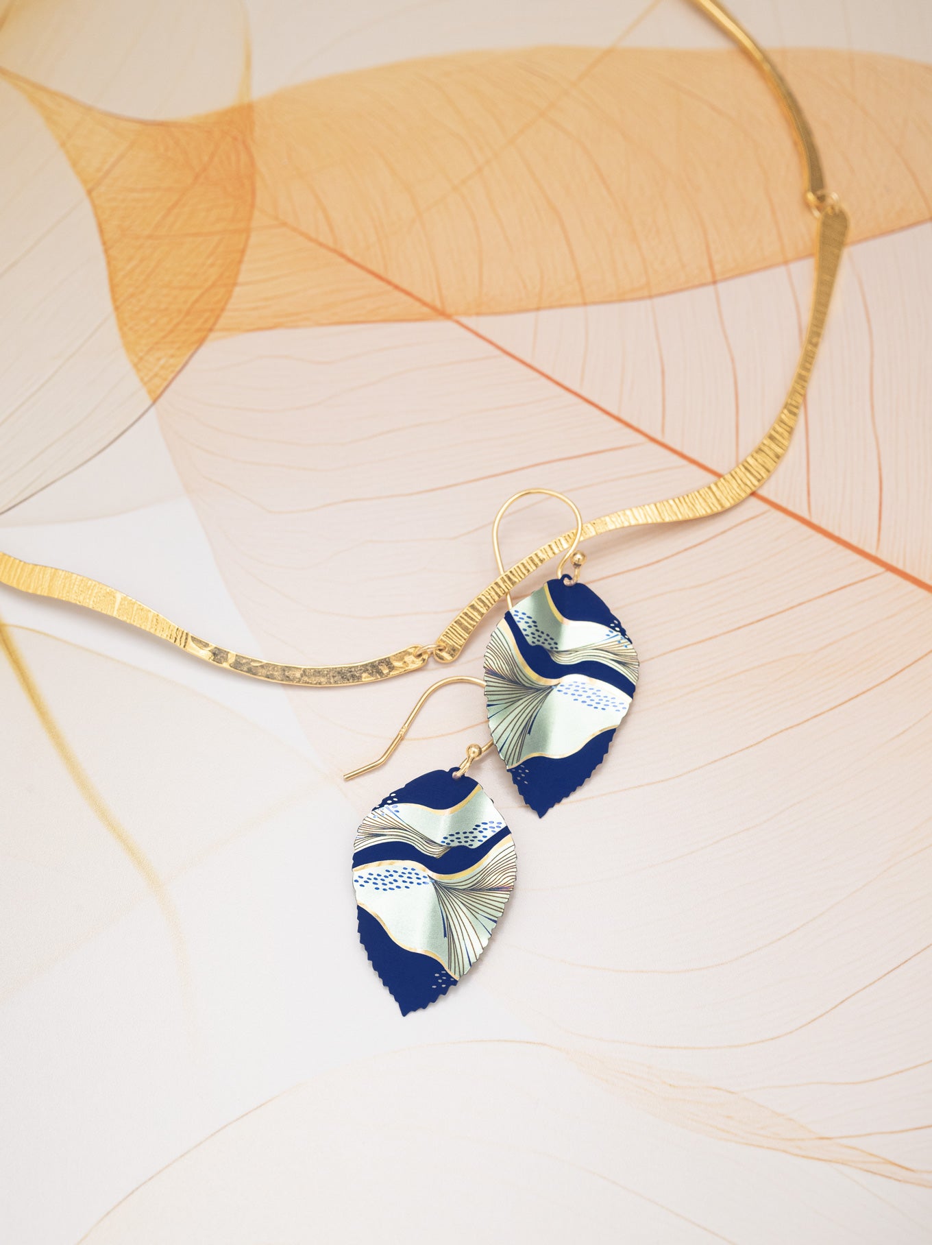 Eccentric Elm Earrings C466300