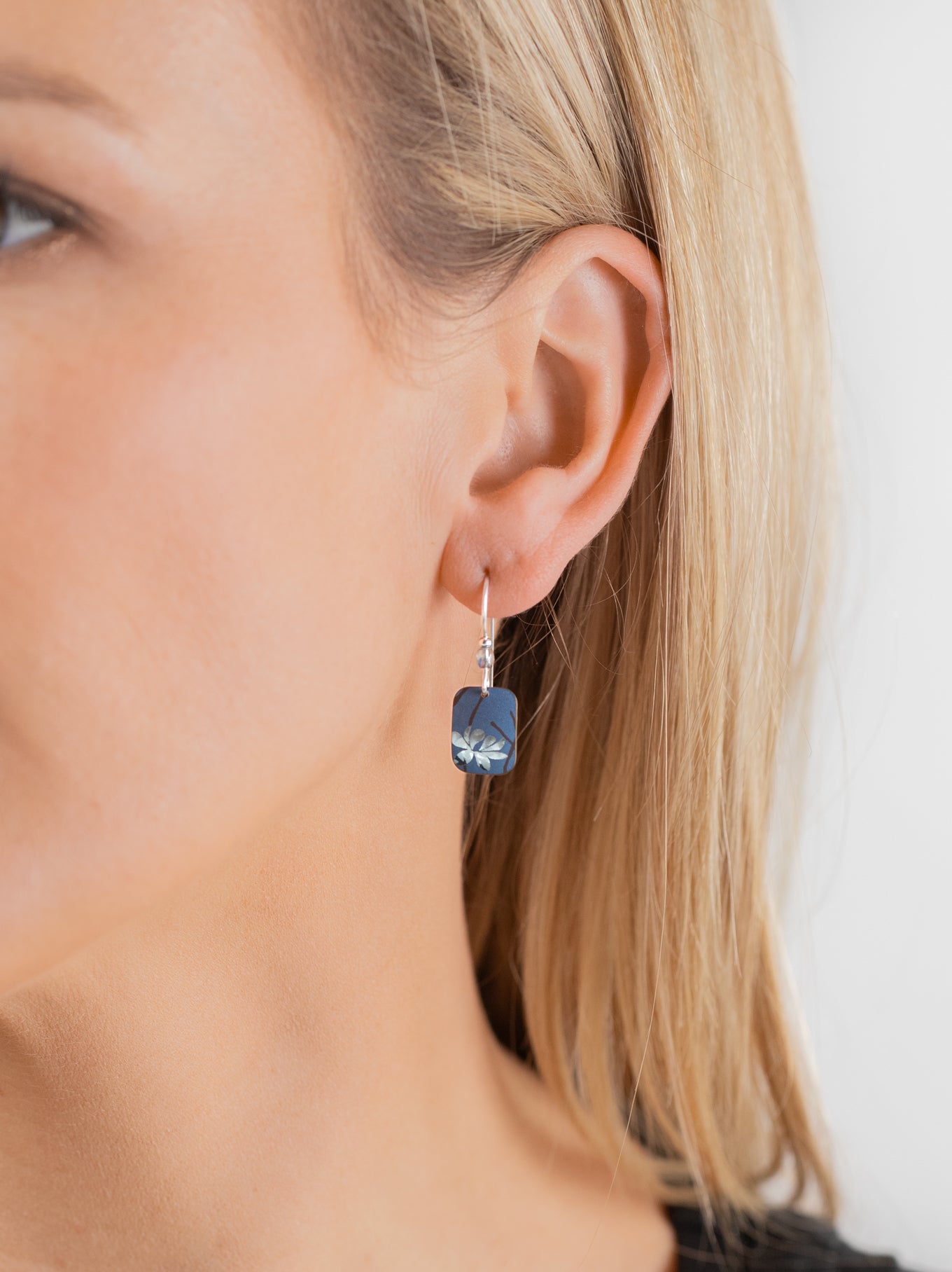 Blooming Lotus Earrings C152675