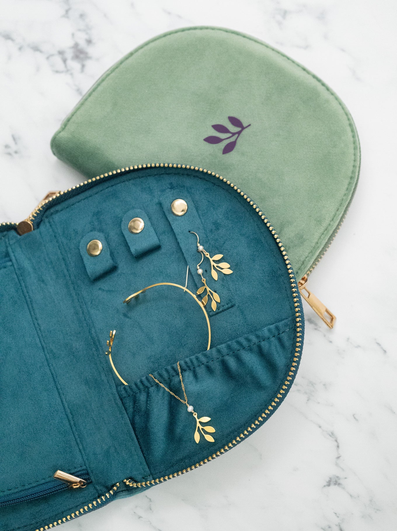 Holly Yashi Signature Velvet Jewelry Travel Case C491935