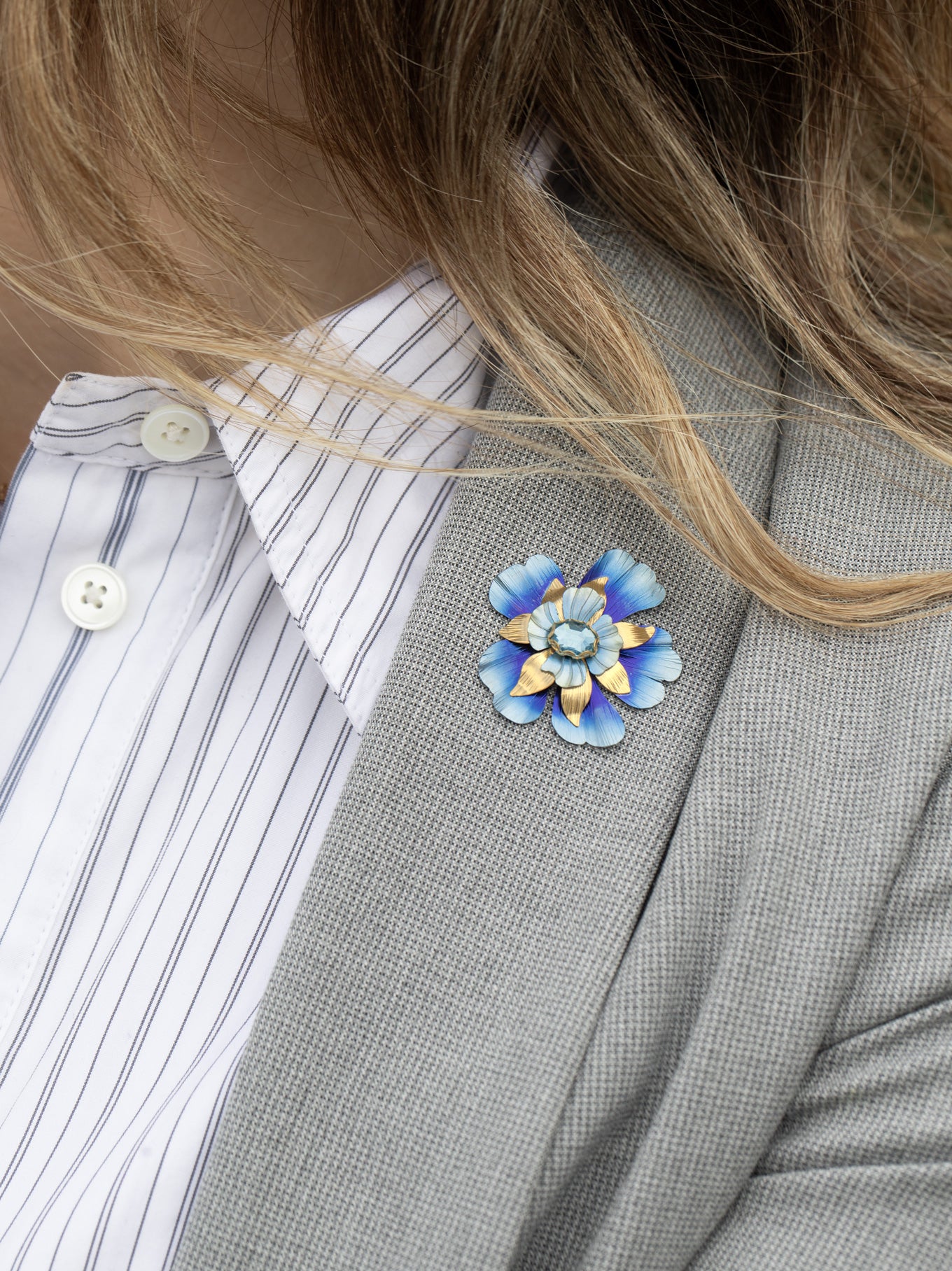 Bountiful Bloom Brooch C669656