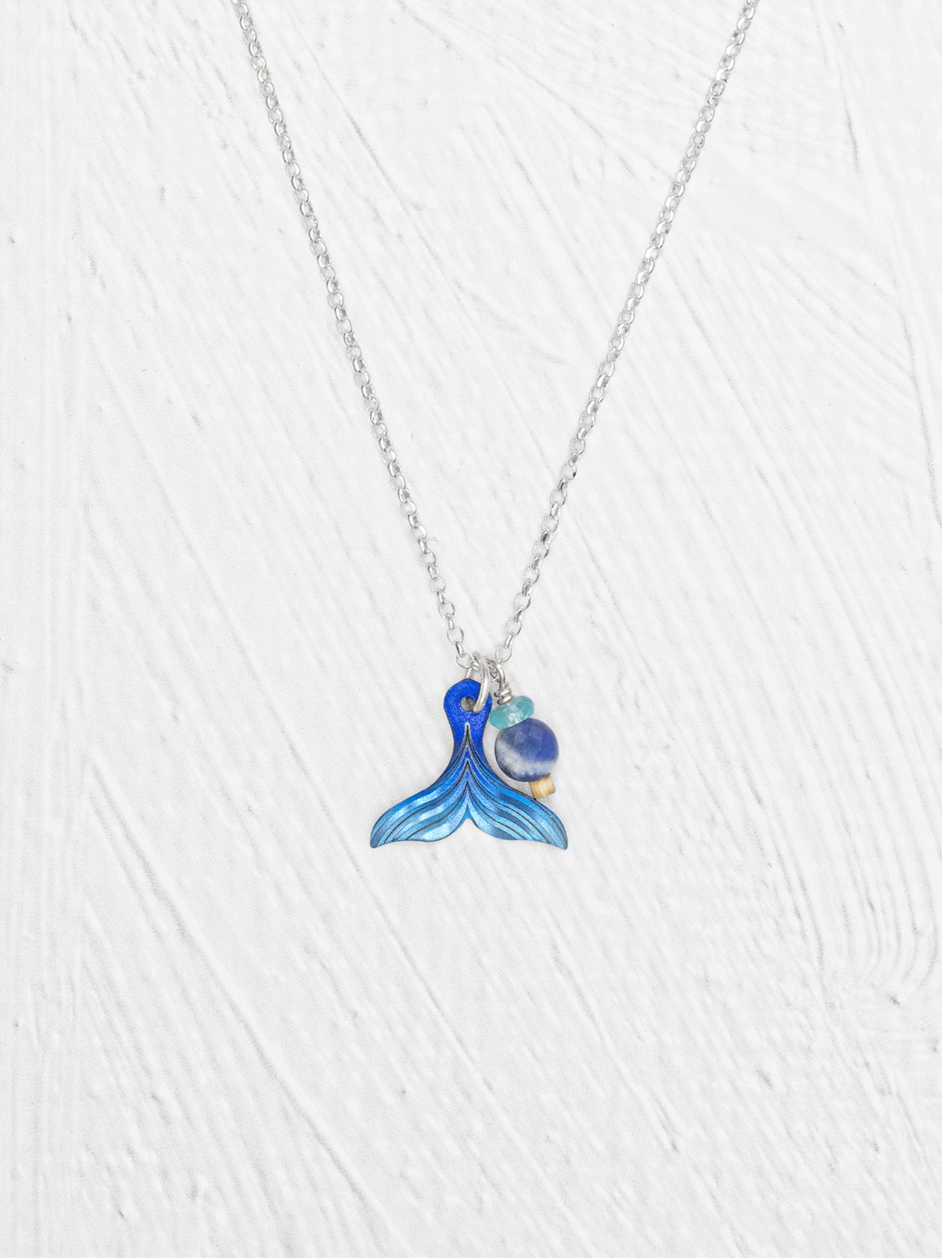Whale Tail Pendant Necklace C550498