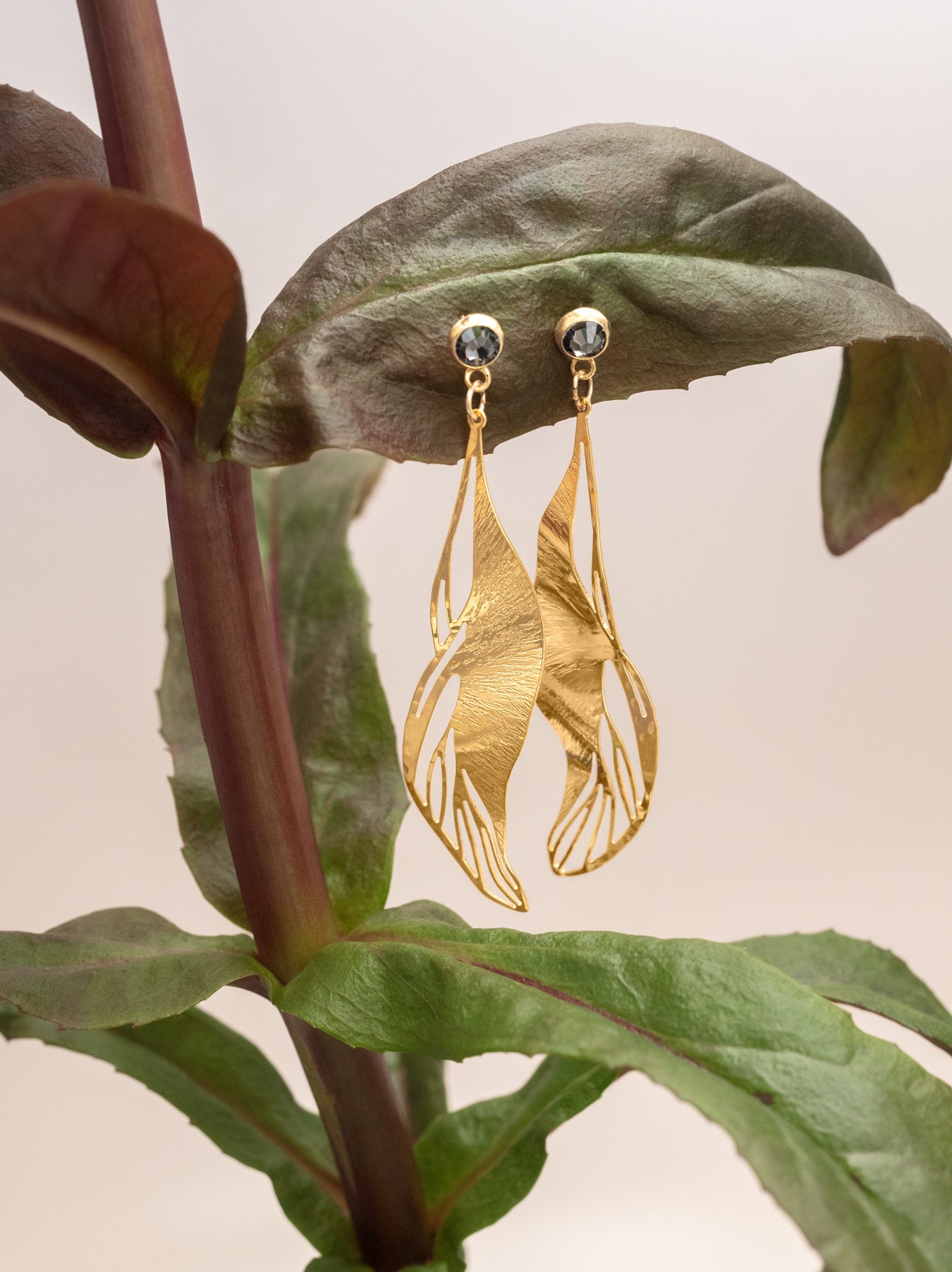 Gilded Leaf Post Earrings C466287