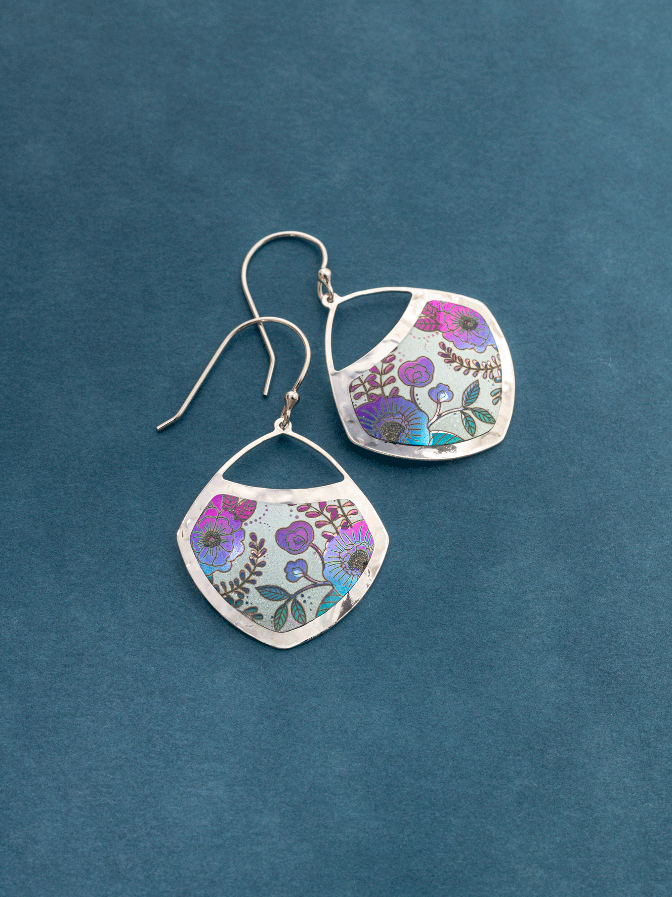 Bright Blossom Earrings C146934