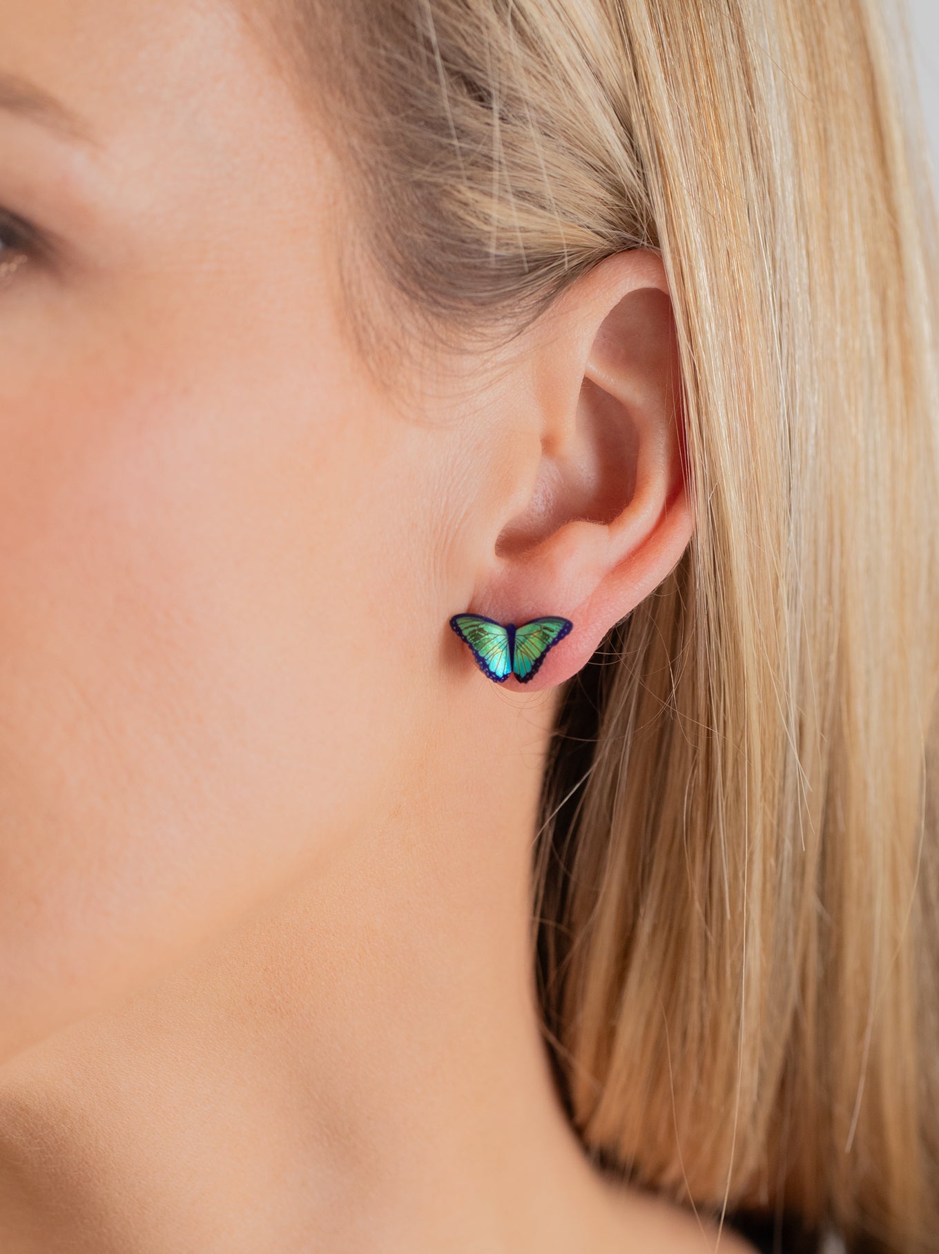 Petite Bella Butterfly Post Earrings C153028