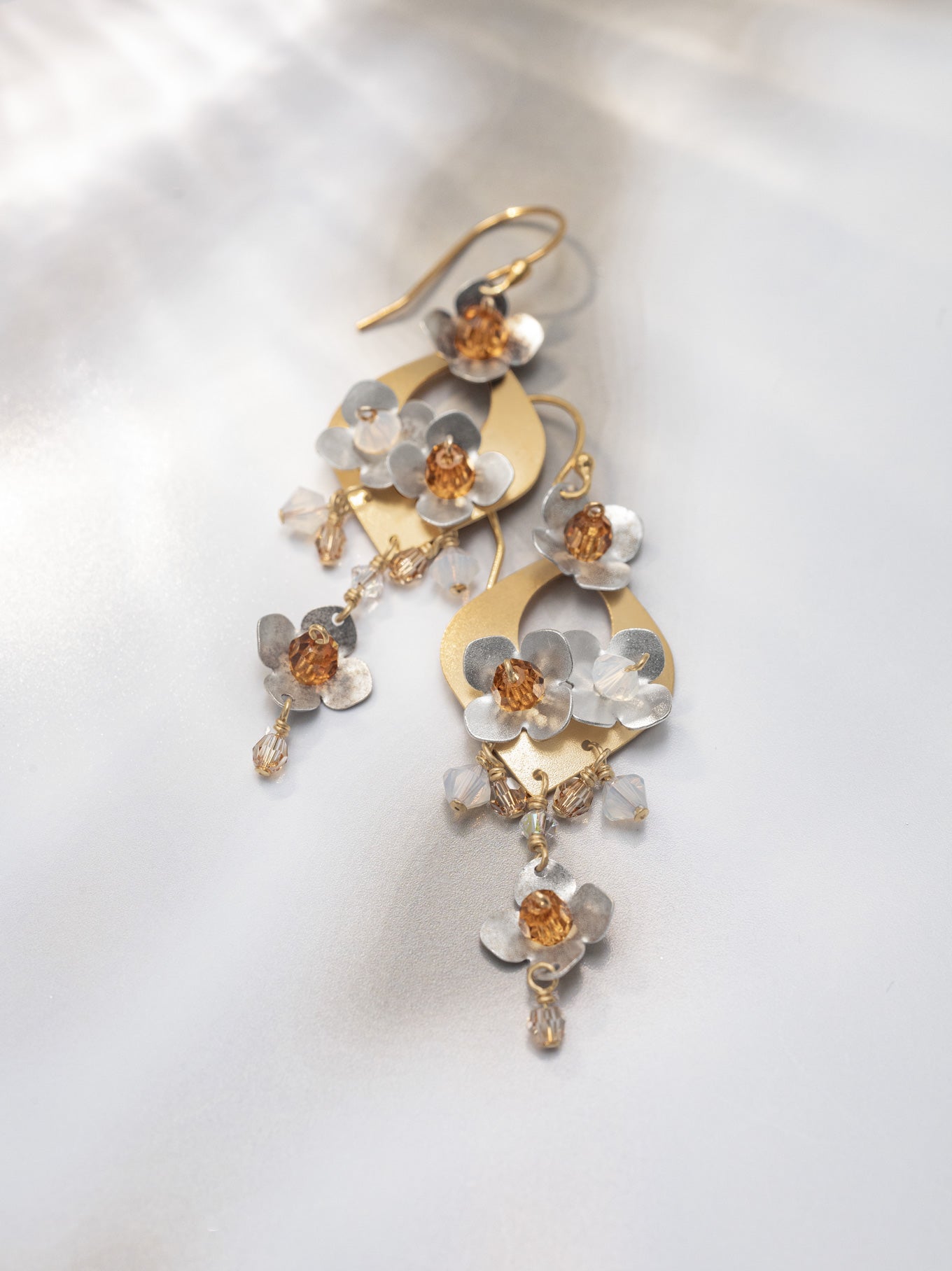 Hawaiian Wedding Earrings C466467