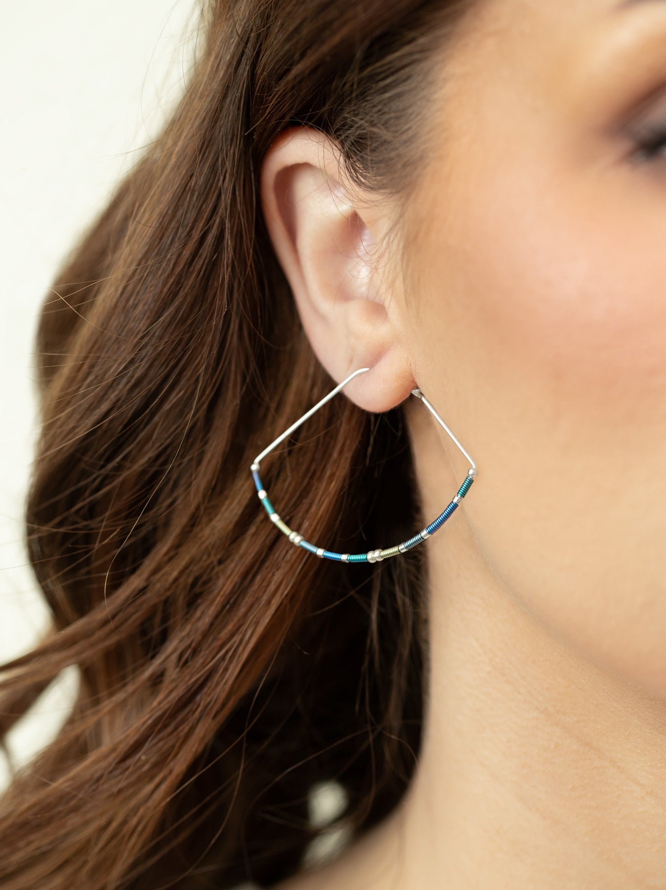 Balboa Earrings C418843