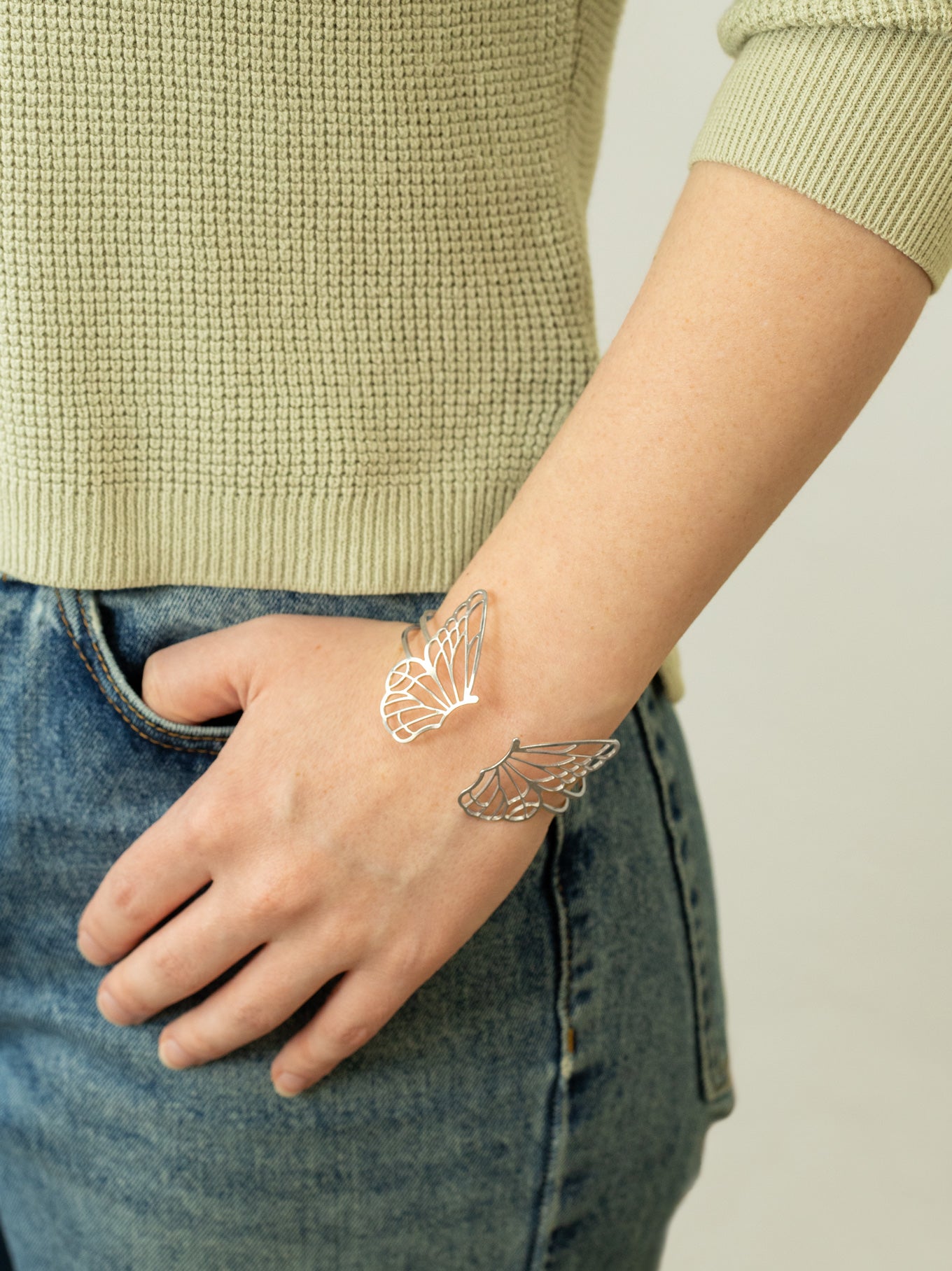 Vanessa Butterfly Cuff C672192