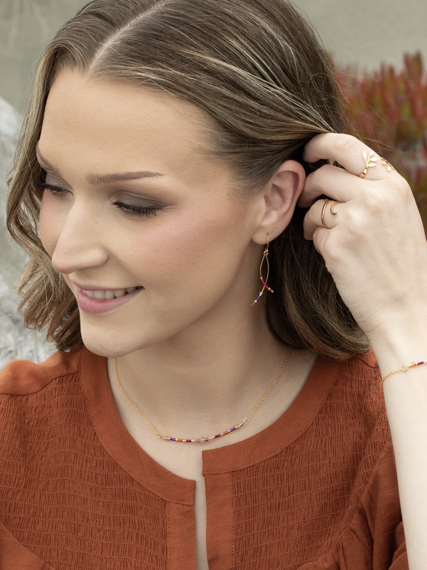 Dakota Necklace | Gold, Niobium & Turquoise Jewelry – Holly Yashi