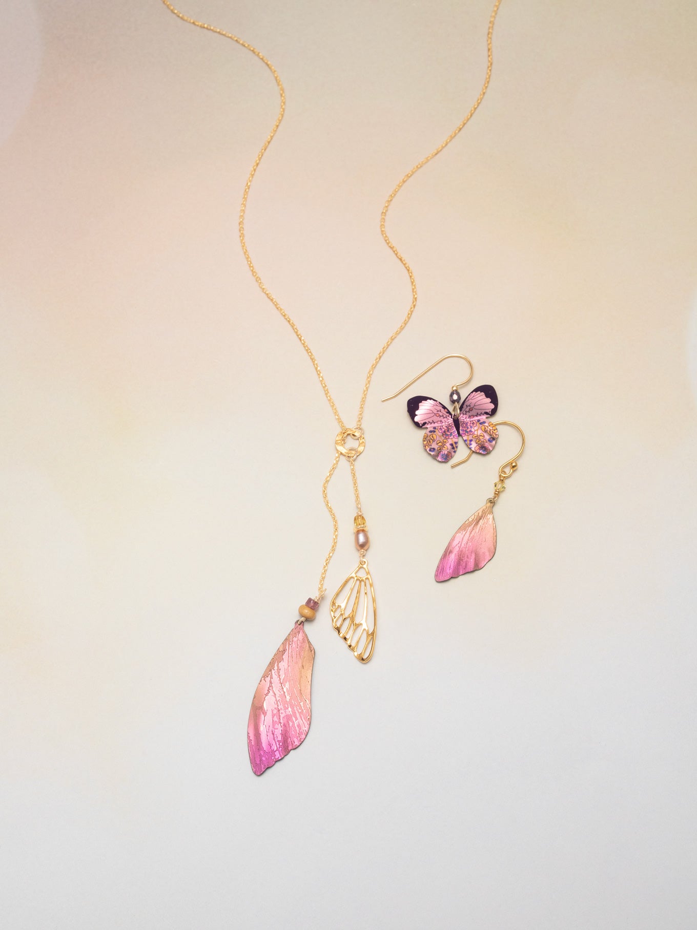 Flutterby Lariat Necklace C375781