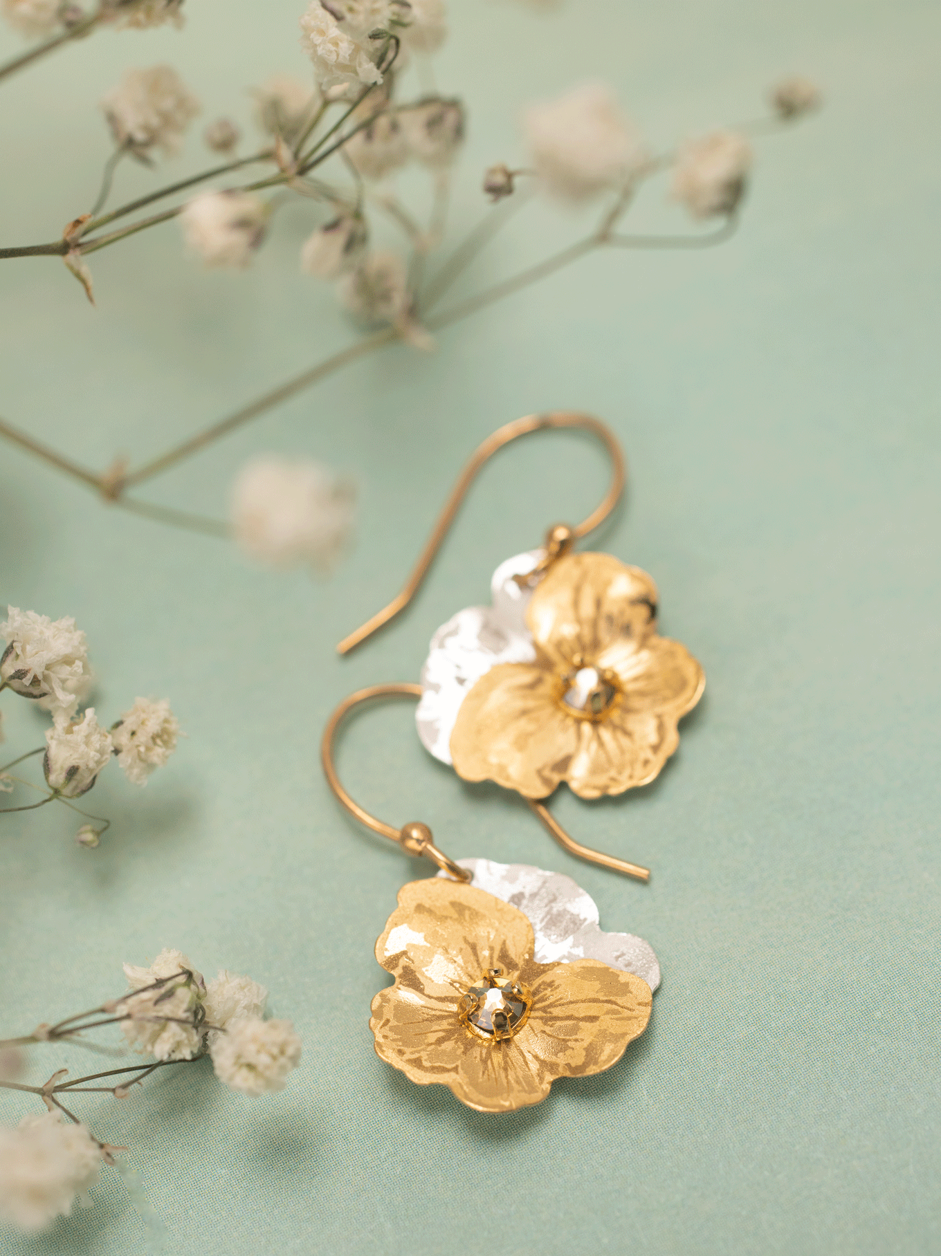 Garden Pansy Drop Earrings C146308